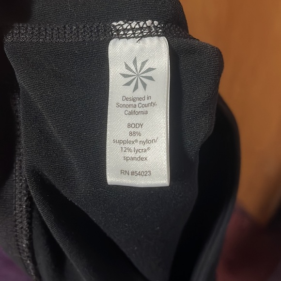 Athleta Black Capri Leggings—Size Small - Picture 4 of 4